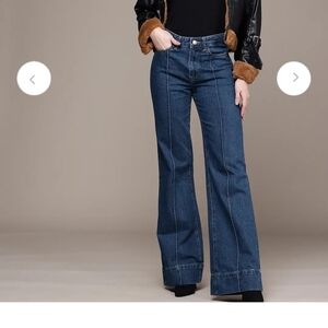 NWT. Mango Laila High-Rise Flare Jeans Sz.8